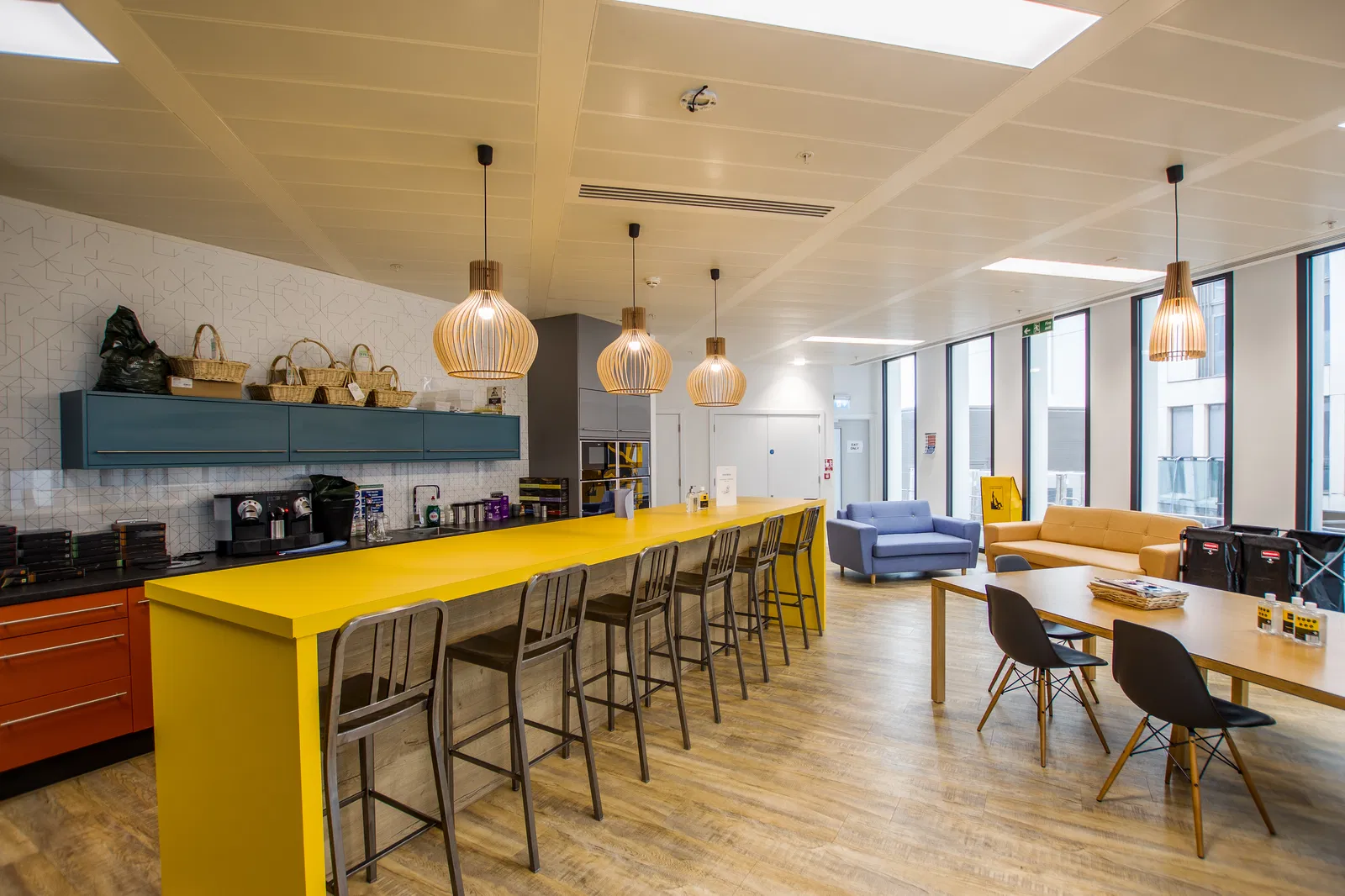 Food Service & Breakroom